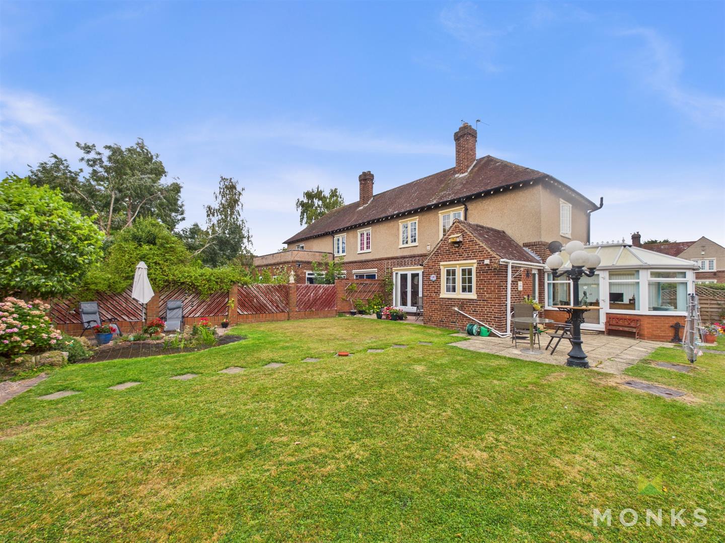 59 Harlescott Crescent, Shrewsbury, SY1 3AX For Sale